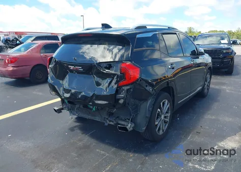 2018 GMC Terrain Denali z USA, uszkodzony, nr VIN 3GKALXEX2JL129909